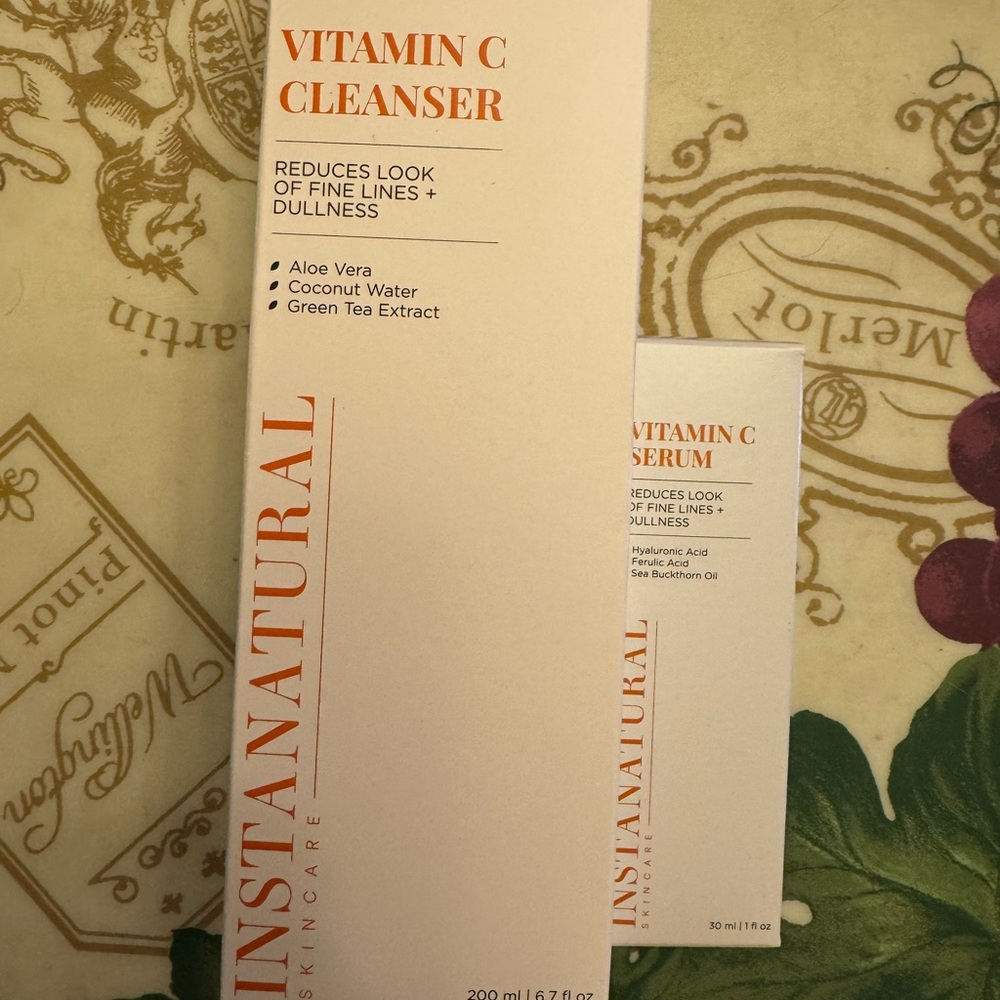 Instanatural Vitamin C cleanser and Serum. Selling as a set!